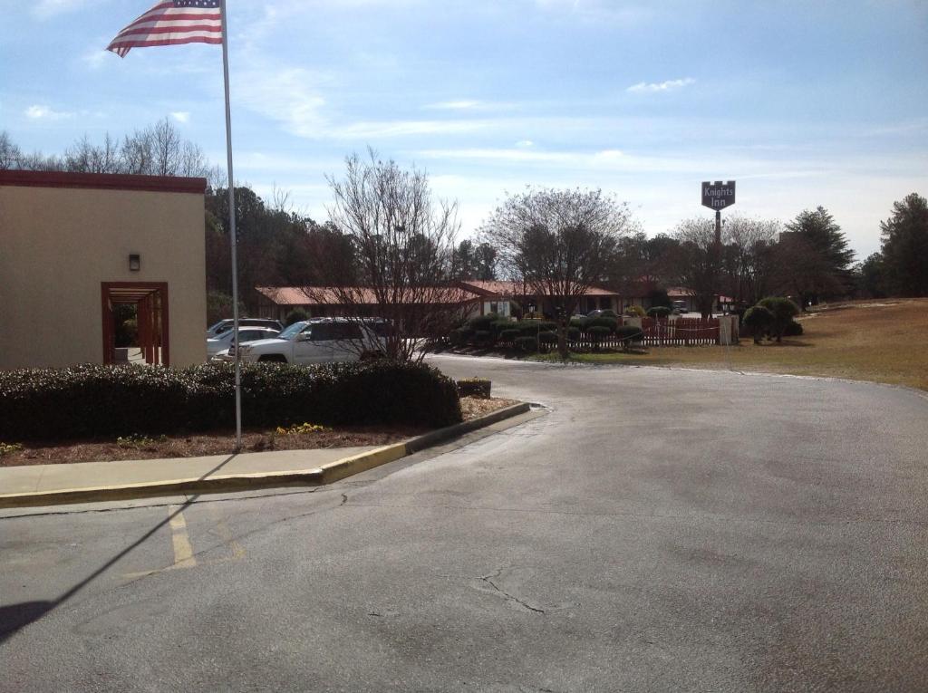 Knights Inn - Cayce Exterior foto